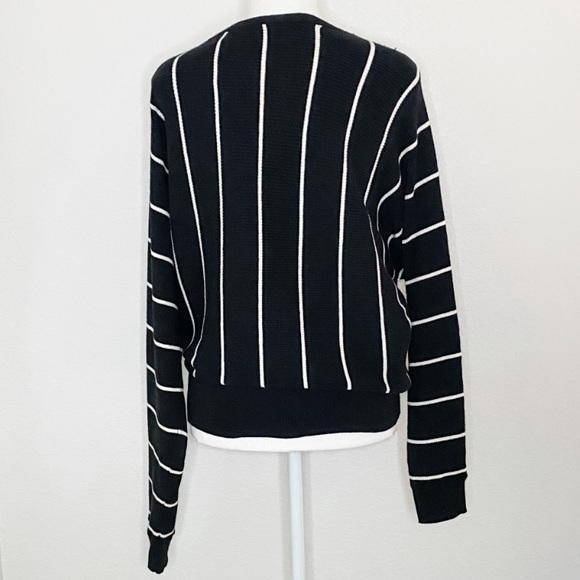 NWT Express B&W Striped Slouch Sweater - Picture 6 of 6